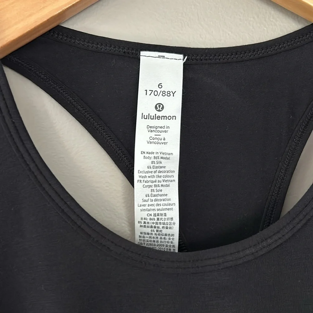 Lululemon High Neck Asymmetrical Back Racerback‎ Tank Black Size 6